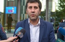 In the end, which is right: to take or not to take the mandates? – Ruben Melikyan
