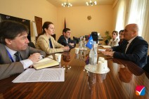Из стран СНГ в Армению прибыли наблюдатели
