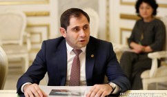 Папикян считает возможным восстановление суверенных территорий Армении, перешедших под контроль Азербайджана во времена правления партии «Гражданский договор»