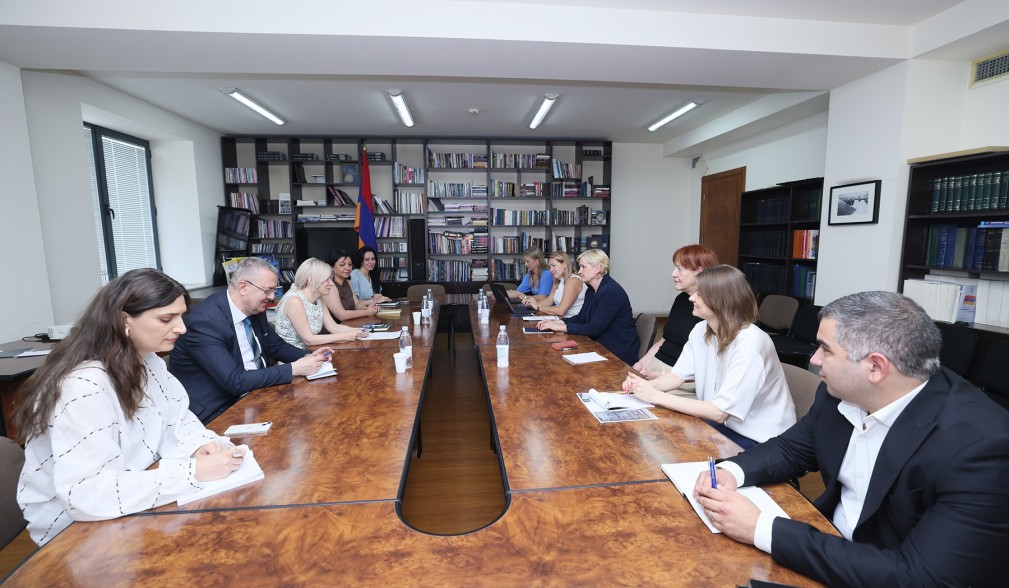 Արաքսիա Սվաջյանը և Էստոնիայի դեսպանը քննարկել են մասնագիտական կրթության և ուսուցման ոլորտում ընթացիկ բարեփոխումները