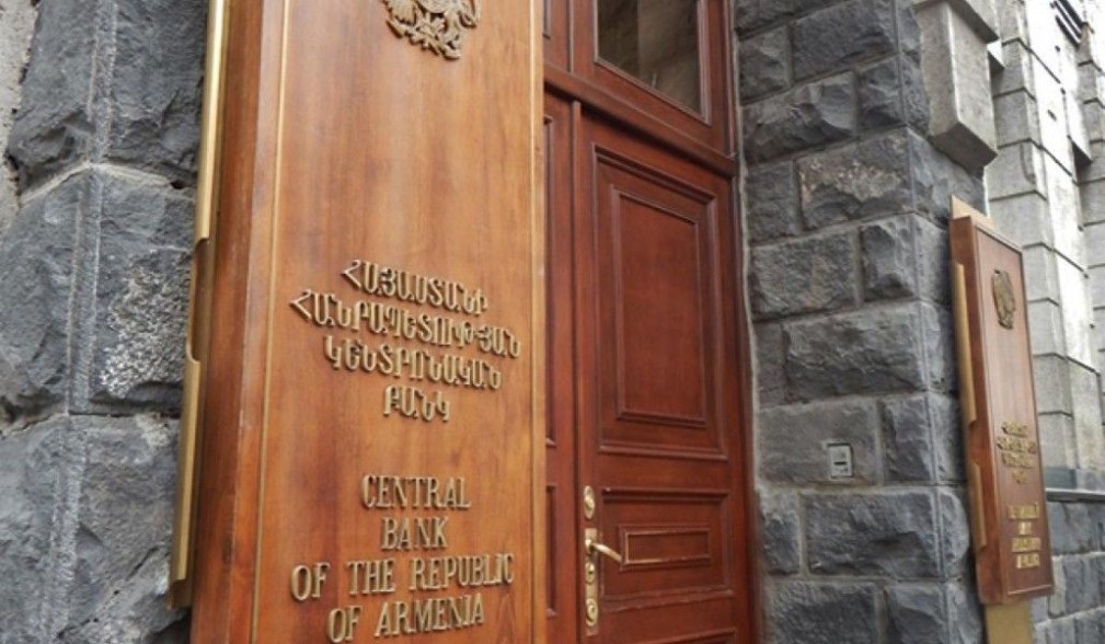 Երկրորդ սերնդի բոլոր թղթադրամները կփոխանակվեն ՀՀ-ում գործող առևտրային բանկերում և ԿԲ-ում՝ առանց սահմանափակումների, անվճար և անժամկետ. ԿԲ