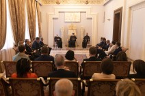 Ամենայն Հայոց կաթողիկոսը Արևելյան Եվրոպայի և Կենտրոնական Ասիայի  ԵՄ դեսպանների հետ խոսել է Ադրբեջանում պահվող հայ գերիների խնդրի մասին