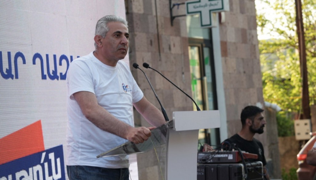 Ընտրություններից հետո Ալիևն իր առաջին պատվիրակին արդեն գործուղել է Հայաստան. Հաջիևը Դիլիջանում է. Ղազարյան