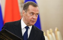Медведев: Доходы трудовых мигрантов и их нанимателей необходимо вывести из тени
