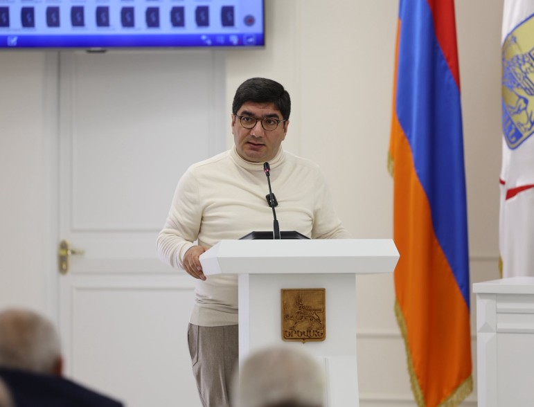 Ты дал людям слово, обманул и набрал голоса, а теперь «прячешься» от народа — Месроп Манукян Геворгу Папояну (видео)