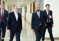 Министры иностранных дел Ирана и Армении обсудили строительство нового моста через реку Аракс