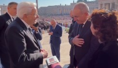 Пашинян провёл краткую беседу с президентом Италии (видео)