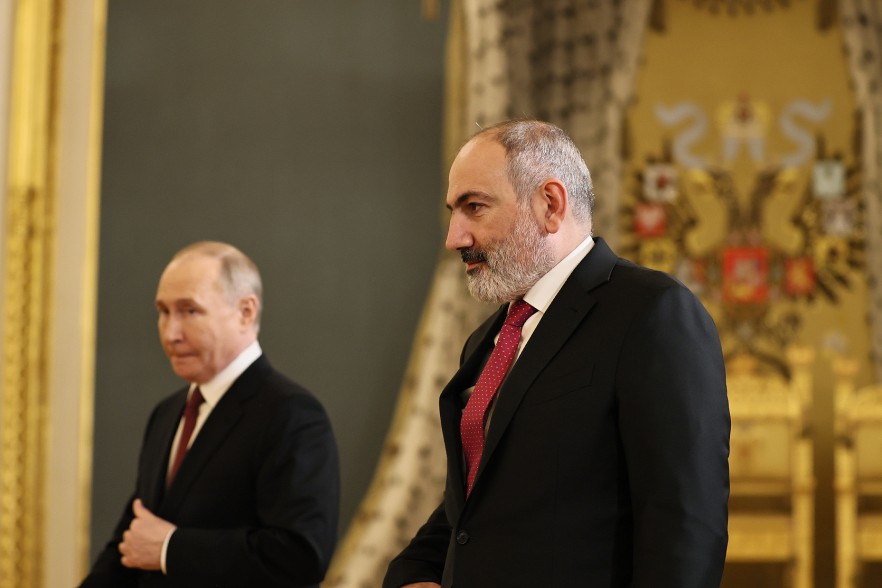Putin congratulates Pashinyan on his birthday