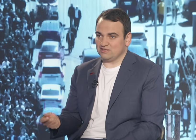 Փաշինյանը գիտի, որ մարդիկ կնախընտրեն Սամվել Կարապետյանին, ոչ թե իրեն. Նարեկ Կարապետյան