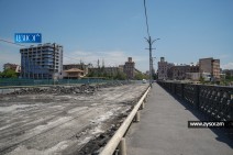 Темпы работ на Киевском мосту хорошие, важно завершить их вовремя — Авинян
