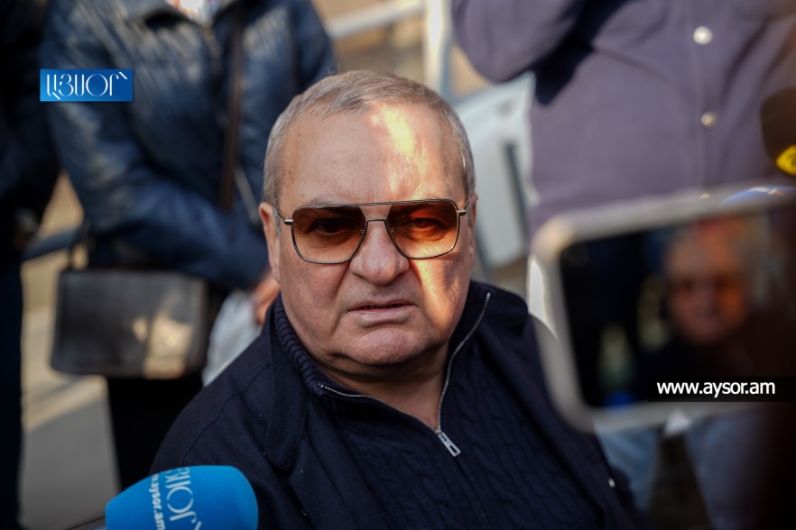 Я поддерживал вежливые отношения со всеми, с кем работал, даже с Николом — Карен Карапетян