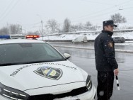 ՀՀ ԶՈւ-ի սպայական, ենթասպայական, պայմանագրային կազմին խստիվ հրահանգվել է անձնական օգտագործման մեքենաները վարել բացառապես ձմեռային անվադողերով. ՊՆ