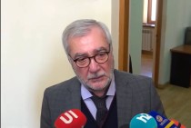 Լսումներից հետո անհետ կորածների ծնողներ են եղել, որ նույնականացման արդյունքում&nbsp;իրենց զավակների մասունքները վերցրել են ու հուղարկավորել. Անդրանիկ Քոչարյան