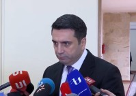 Если мы предпримем видимые шаги для возвращения пленных, то пленные "могут не вернуться вообще"— Ален Симонян
