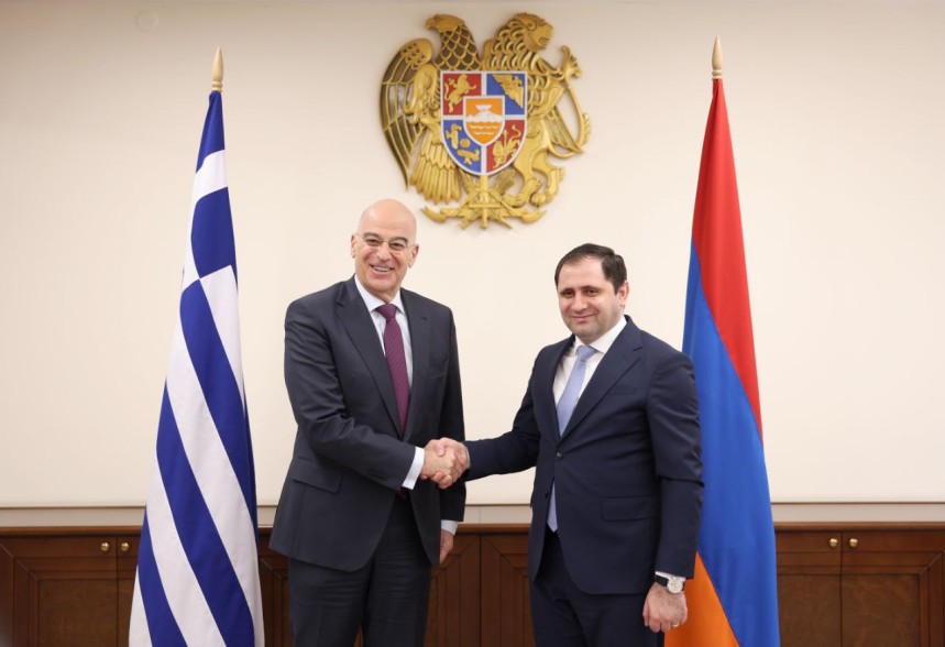 Համապարփակ հարաբերությունները վկայությունն են հայ և հույն եղբայրական ժողովուրդների անկեղծ և արդյունավետ համագործակցության. Սուրեն Պապիկյանը՝ Հունաստանի ՊՆ-ին
