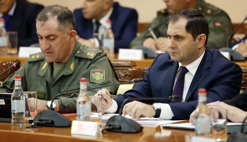 Состоялось заседание коллегии при министре обороны Армении