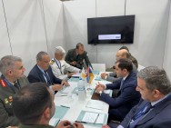 Министры обороны Армении и Кипра обсудили вопросы сотрудничества