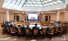 Կարեն Բրուտյանը և Վլադիմիր Շիմոնյակը քննարկել են պաշտպանական ոլորտում համագործակցությունը