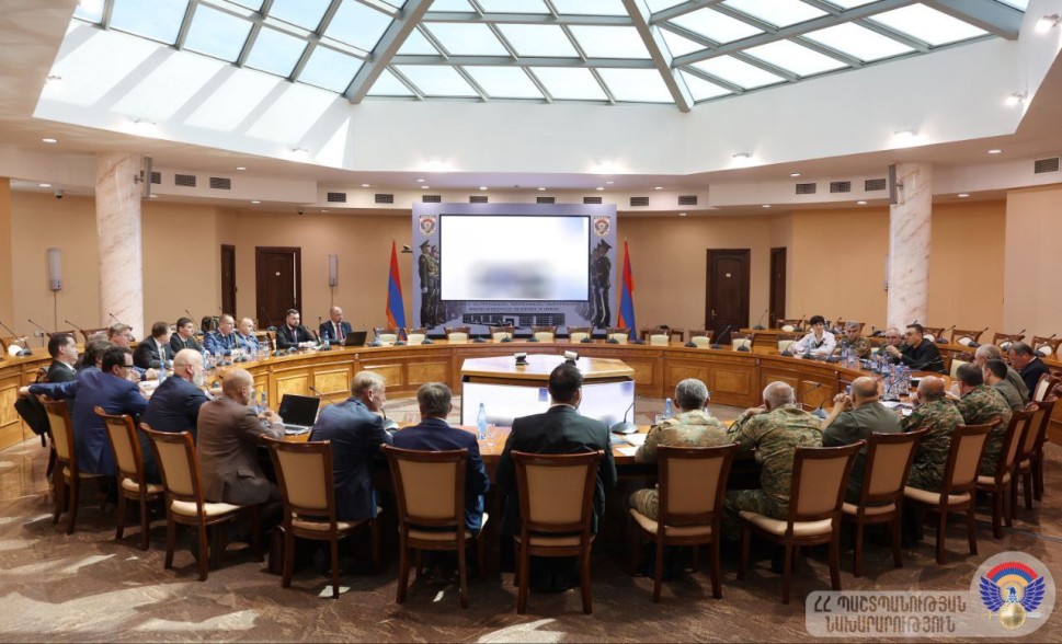 Կարեն Բրուտյանը և Վլադիմիր Շիմոնյակը քննարկել են պաշտպանական ոլորտում համագործակցությունը