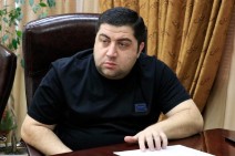 Глава ереванского района Арабкир подал заявление об отставке