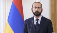Глава МИД Армении Арарат Мирзоян поблагодарил главу МИД Нидерландов за сотрудничество