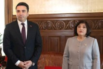 Meeting between Alen Simonyan and Sahiba Gafarova kicks off in Istanbul (Video)