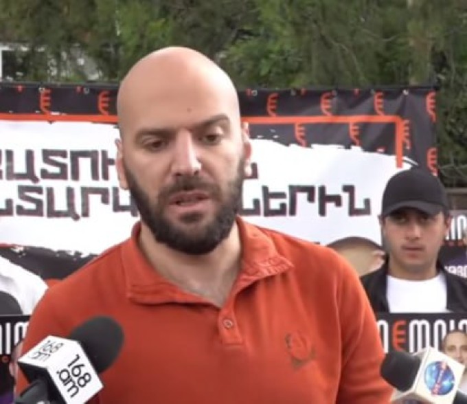 Журналист «AntiFake.am» Давид Фиданян также был задержан по подозрению в «воспрепятствовании правосудию»
