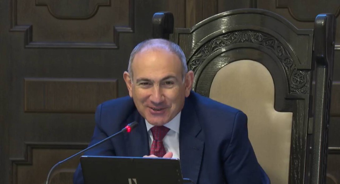 Նիկոլ Փաշինյանին հետաքրքիր է՝ մարդը հունվարի 3-ին կա՛մ շատ կերել է, կա՛մ շատ խմել ու բժշկի կարիք ունի՝ ի՞նչ է անելու
