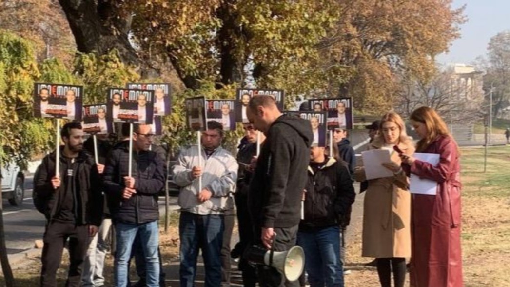 «Անտիֆեյք»-ի խմբագրակազմը Նարեկ Սամսոնյանի կնոջ ուղերձը փոխանցեց ԱՄՆ դեսպանին (տեսանյութեր)
