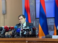 Զինծառայողները կունենան 21-30 օր արձակուրդ. Պապիկյան