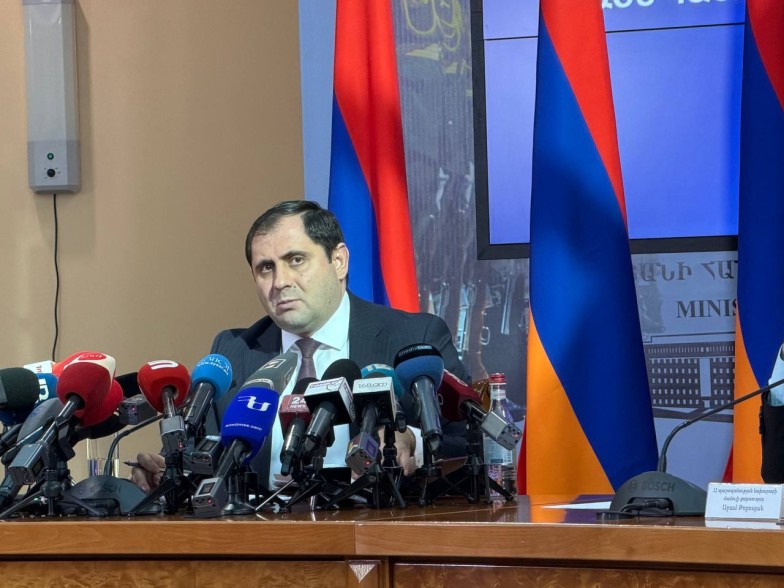 The army cannot be involved in political processes under any circumstances: Papikyan (Video)