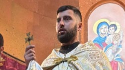 «Самое главное — чтобы совесть была чистой и были справедливыми» — отец Арташес призывает священников Масиацотнской епархии, которым угрожают, проявить стойкость