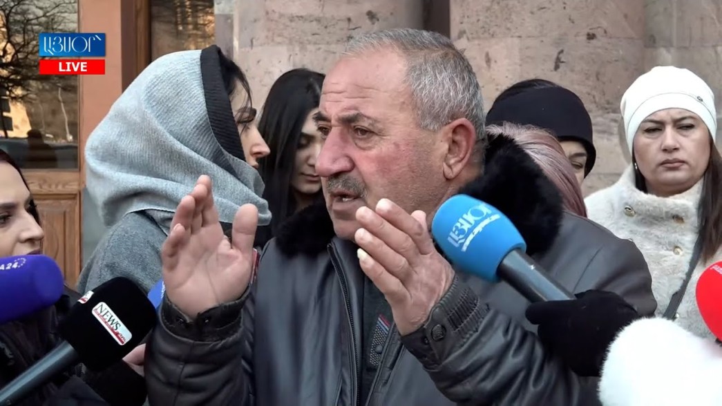 Пашинян пришёл, сказал: «Арцах — это Армения и точка» и разрушил наш дом: арцахец (видео)