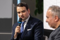 Эта власть предлагает забыть нашу историю и судьбу полутора миллионов убитых армян в обмен на дешёвые помидоры из Турции — Карапетян (видео)