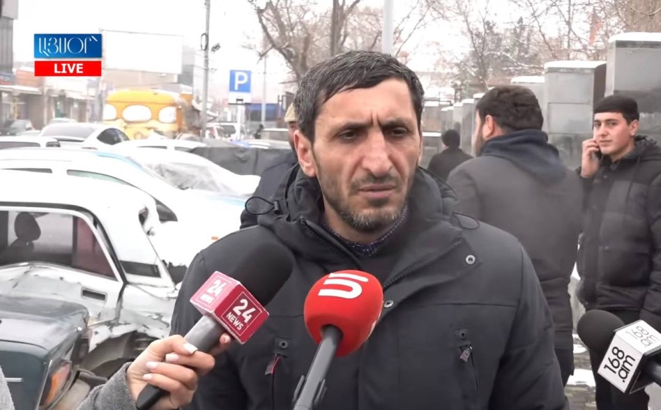 «В глубине души мы ожидали, что в отношении епископа Мкртичa будет применён хотя бы домашний арест: мы стойки» — отец Саргис (видео)
