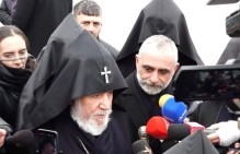 Мы пришли в «Ераблур», чтобы почтить память наших детей, помолиться Богу за мирную, безопасную и благополучную жизнь нашей Родины»: Верховный Патриарх (видео)