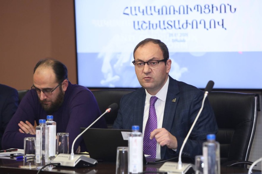 Общество не верит в антикоррупционную политику: Арсен Бабаян на рабочем заседании AntiCor (видео)