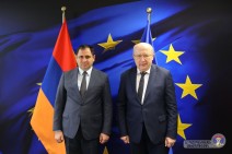 Սուրեն Պապիկյանը հանդիպել է ԵՄ պաշտպանության և տիեզերքի հարցերով հանձնակատարին
