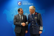 Պապիկյանը ԵՄ ռազմական կոմիտեի նախագահի հետ է հանդիպել