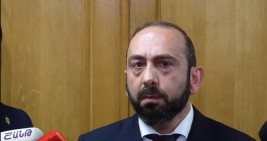 “Are you going and becoming an independent state or becoming a citizen of Azerbaijan?” – Ararat Mirzoyan demands clarification on Artsakh return right