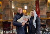 Испугавшийся Карапетяна Пашинян направил правоохранителей для задержания кормящей многодетной матери Гоар Гумашян