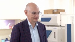 Mikael Vardanyan donated medical equipment amounting to 127 million drams to the Hematology Center (Video)