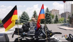 Գերմանիայի դաշնային կառավարության անունից պաշտպանության նախարարությանը փոխանցվել է 16 ձյունագնաց