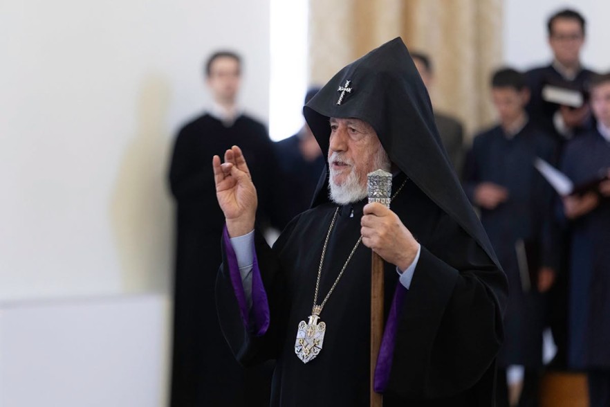 «Оставайтесь тверды в вере, вступая на путь духовного служения»: Католикос всех армян — воспитанникам Духовной семинарии Геворгян