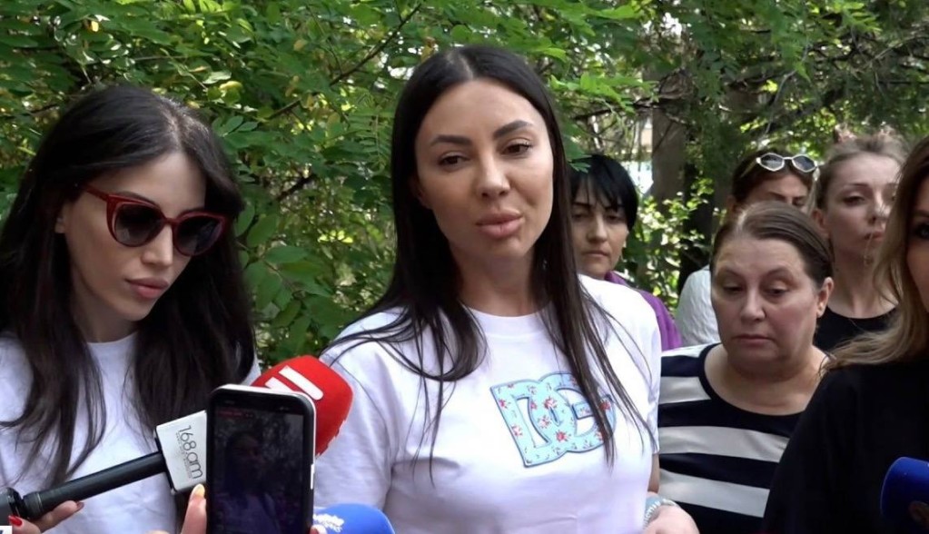 Всем нам Бог Судья: уверена, что и это пройдёт, но народ должен понимать: в нашей стране могут произойти необратимые события — дочь Гагика Царукяна (видео)