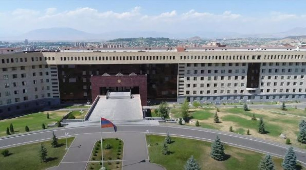 Минобороны Армении опровергло информацию о сдаче армейской позиции в районе Джермука