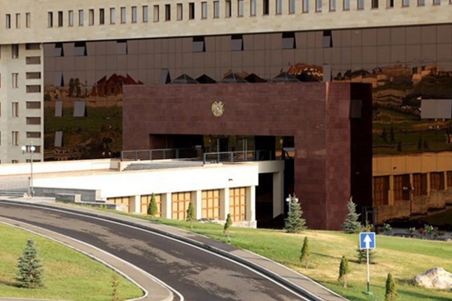 ВС Армении не открывали огонь: Минобороны опровергает дезинформацию Азербайджана