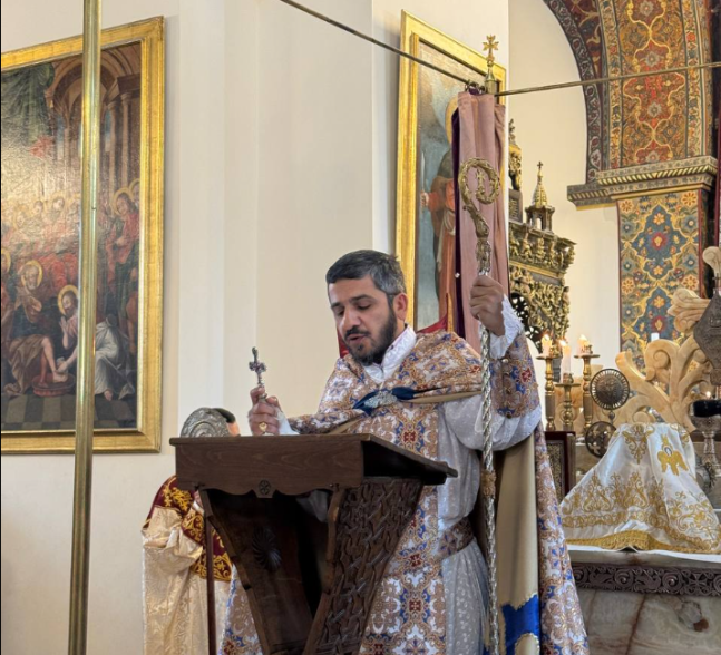 «Դուք հալածանքների առջև մնացիք անդրդվելի՝ հավատարիմ ձեր ուխտին». Մասյացոտնի թեմի առաջնորդը Մայր Տաճարի Իջման Սուրբ Սեղանին եպիսկոպոսական անդրանիկ Պատարագն է մատուցել
