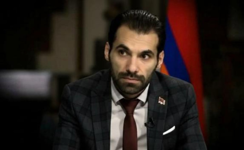 Ара Погосян: найти альтернативу отношениям с Россией не удастся, и властям придется их нормализовать