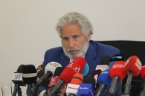Роберт Амстердам: политическая целесообразность возобладала над конституционным правом